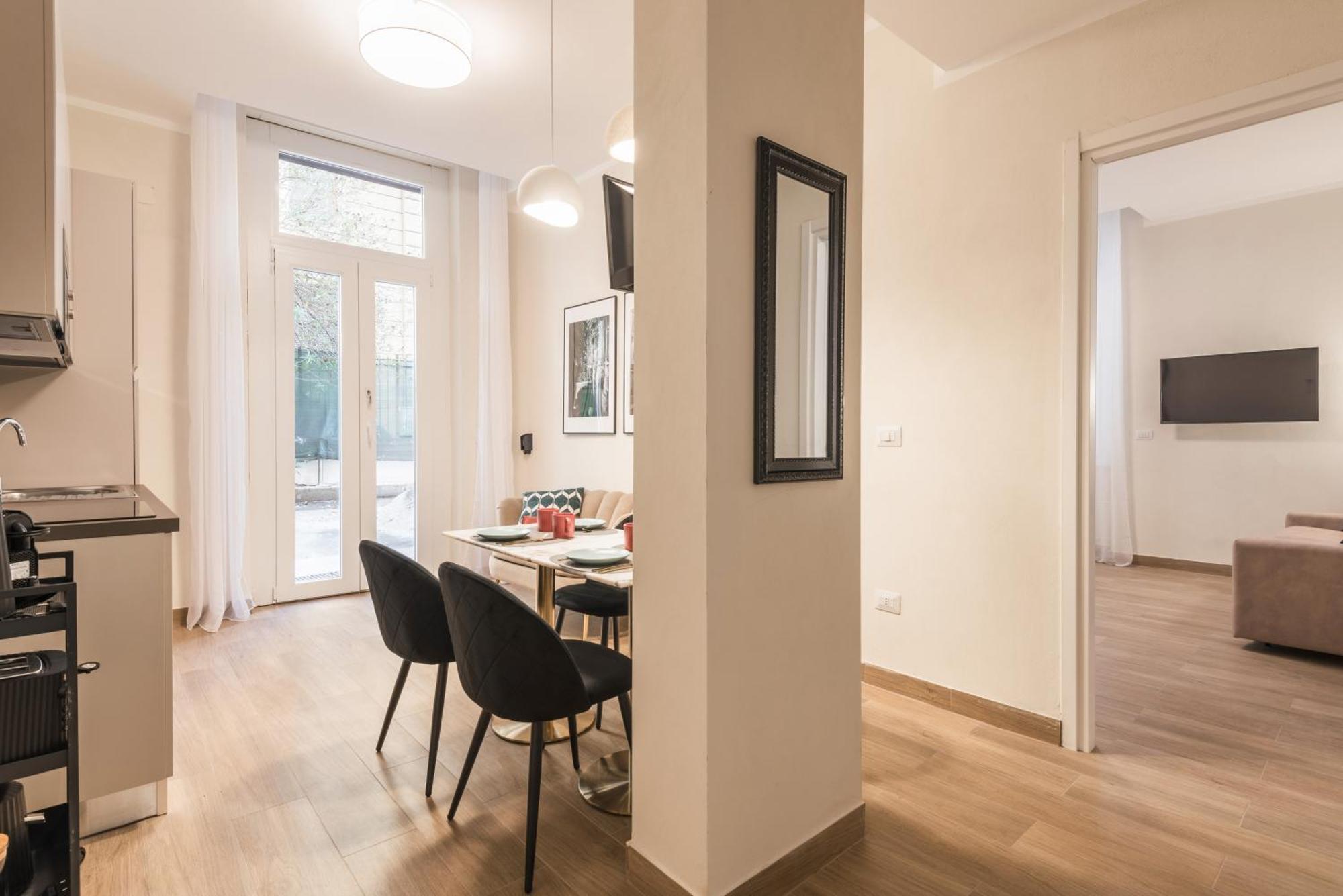 Lejlighed C1 Class Apartments, 2 Delux, Max 6 Persone Distante 15 Minuti A Piedi Da Fontana Di Trevi