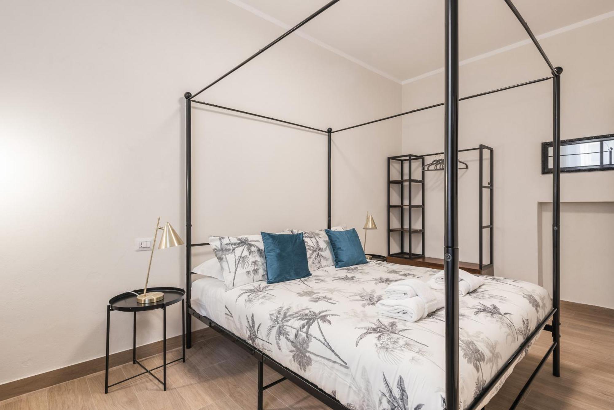 C1 Class Apartments, 2 Delux, Max 6 Persone Distante 15 Minuti A Piedi Da Fontana Di Trevi * Rom